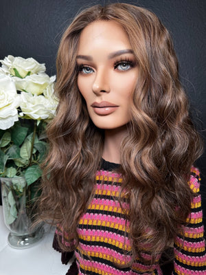 24” ALLURE WAVY PREMIUM EUROPEAN WIG #2116